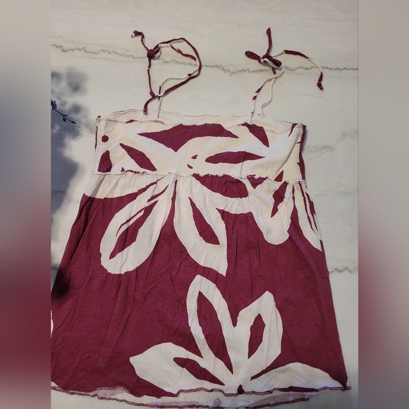 Vintage Roxy Hibiscus Red and White Spaghetti Top Size Large Juniors - Picture 4 of 8